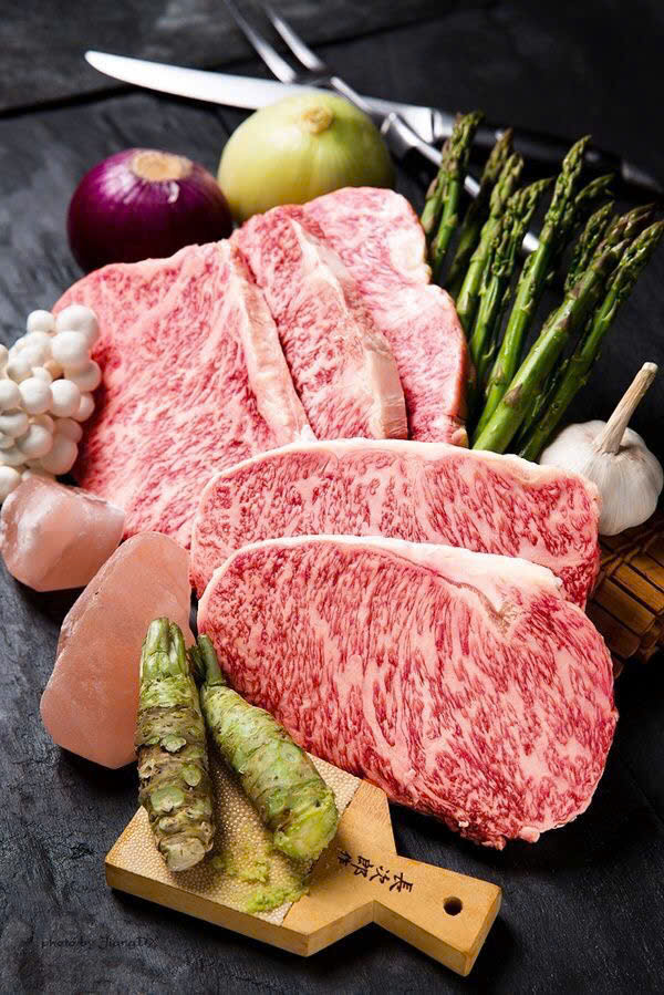 Bò Bông Tuyết Úc